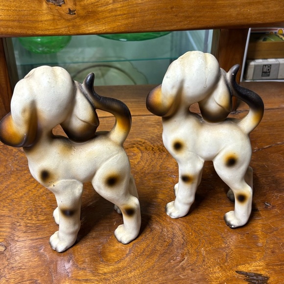Set of 2 midcentury decorative ceramic hound dogs - Picture 3 of 5